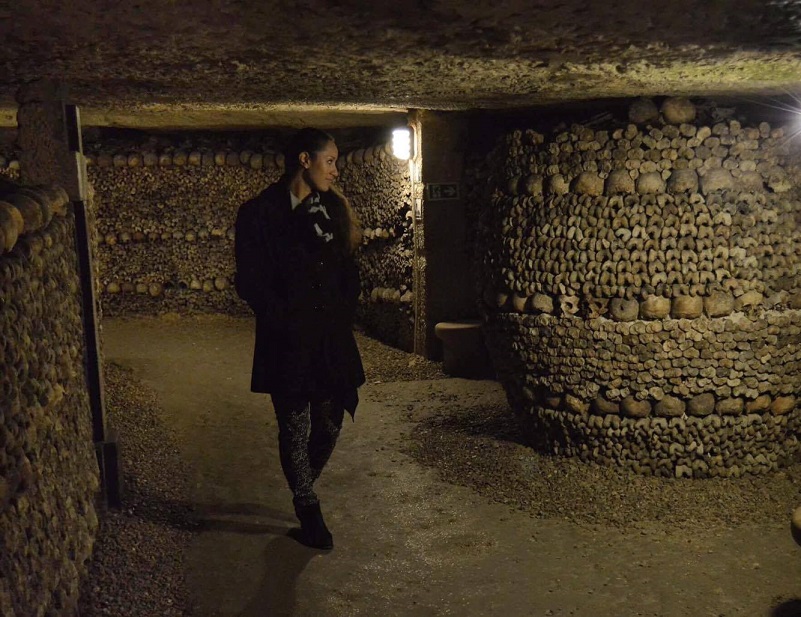 a-chilling-day-in-the-catacombs-of-paris-1